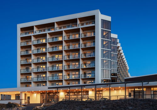Delta Hotels by Marriott Bayfront Suites Virginia Beach